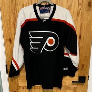 CCM Philadelphia Flyers Hockey Jersey - Excellent Condition